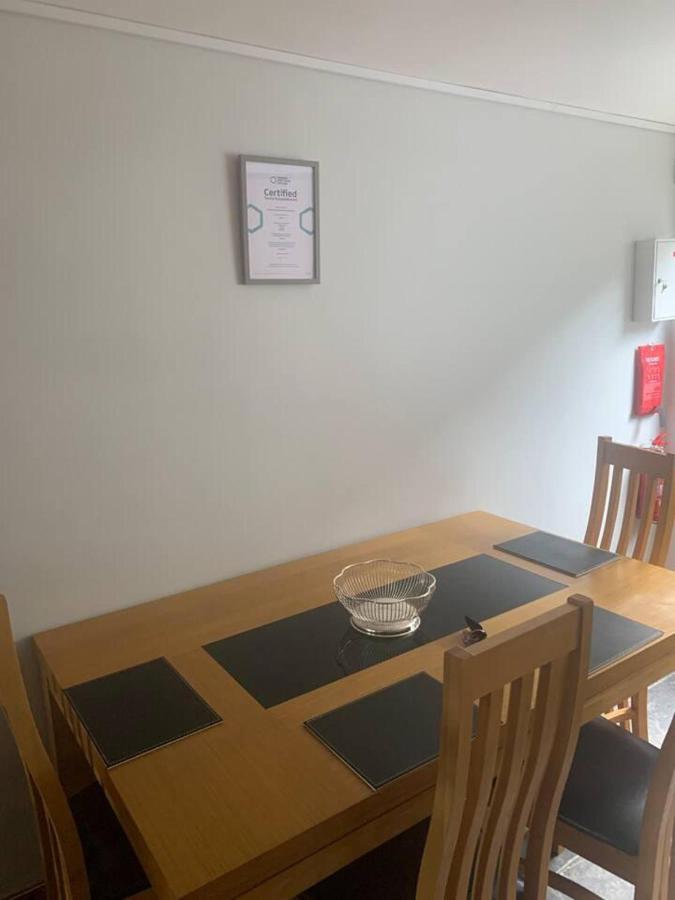 Minimum Stay Two Nights Ларн Экстерьер фото